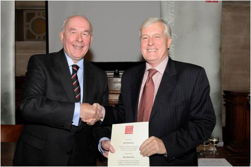 Dr J E Jones recieving his RoS Award